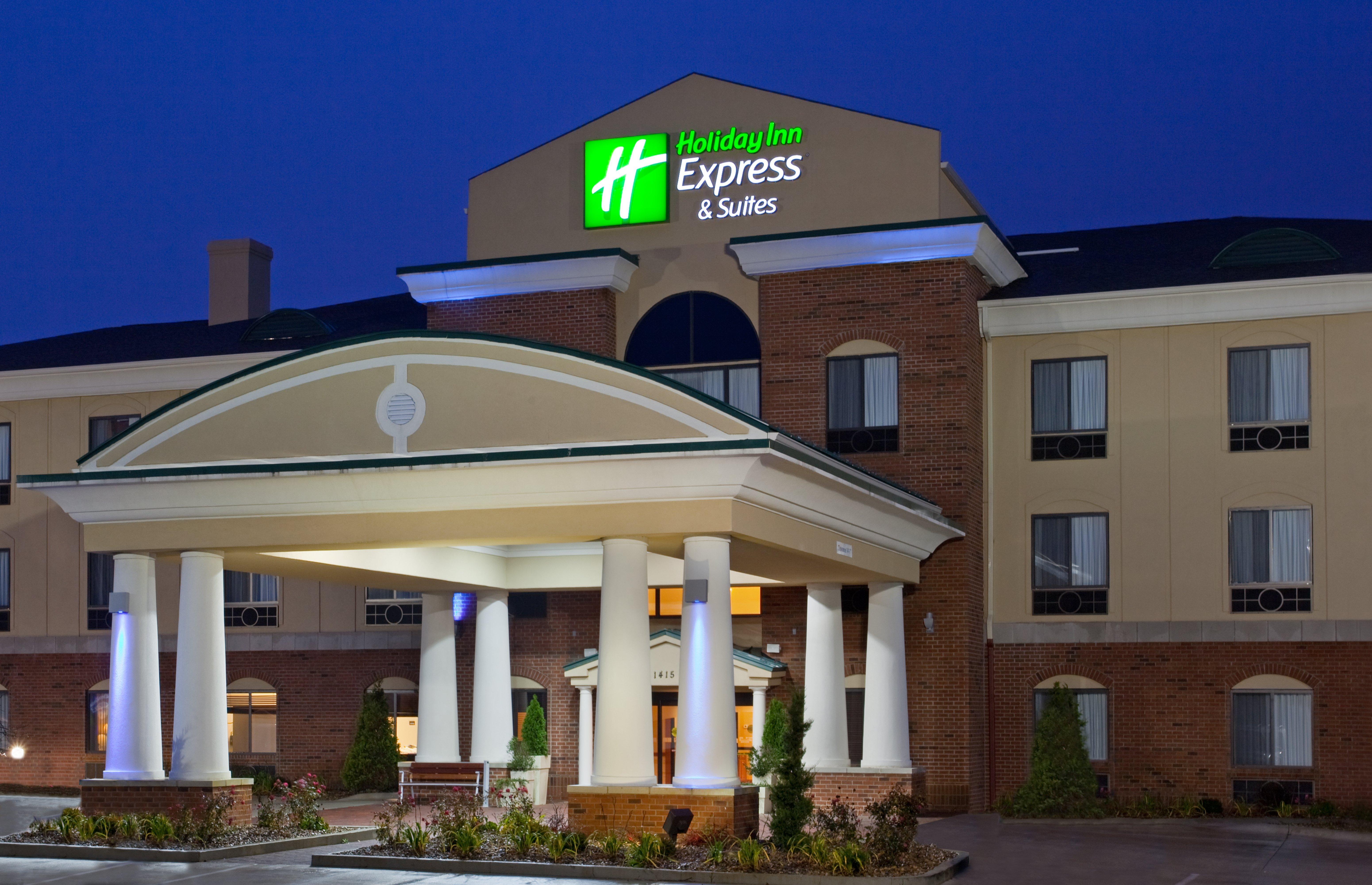 Holiday Inn Express Hotel & Suites Goshen, An Ihg Hotel Экстерьер фото