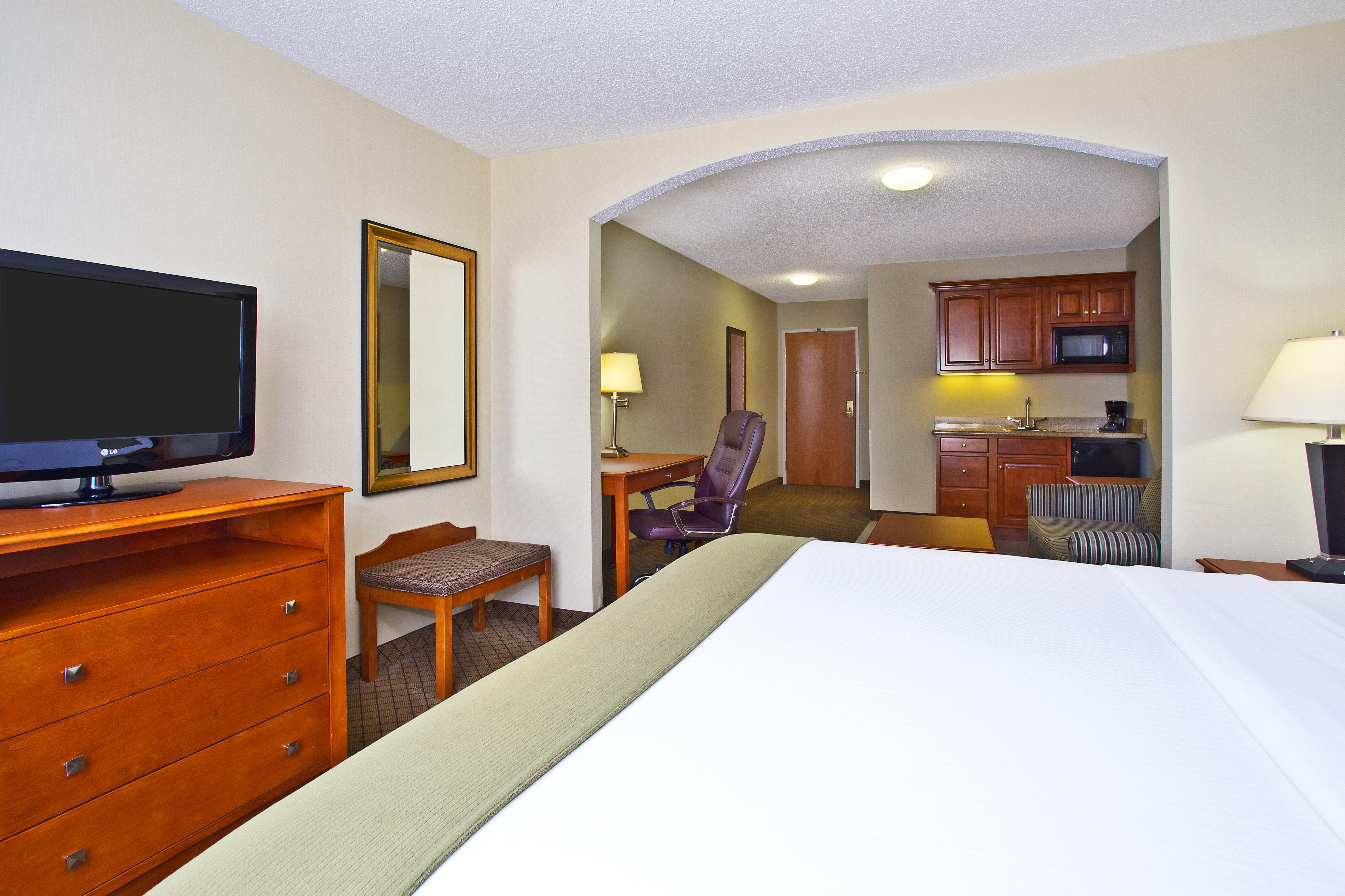 Holiday Inn Express Hotel & Suites Goshen, An Ihg Hotel Экстерьер фото